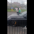 Vídeo: jogador do Newcastle e irmão de ex-Benfica apanhado sem gasolina no Porsche