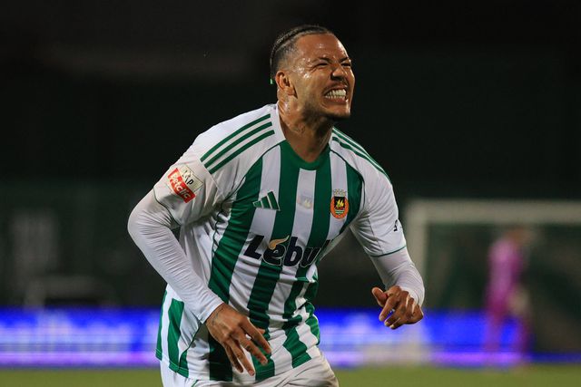 Ponta de lança brasileiro vai cumprir um jogo de suspensão