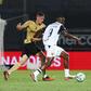 Umar Abubakar está a crescer no Famalicão e já logrou a estreia pela seleção da Nigéria — Foto: Catarina Morais/Kapta+
