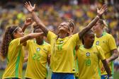 Geyse Ferreira celebra golo pelo Brasil - Foto: RICARDO RIMOLI/EPA