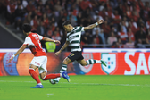 Ao minuto 81, Zalazar avançou desde o meio-campo leonino e já na área bracarense disparou para o 3-1 que selou a vitória do Sporting - Foto: KAPTA+