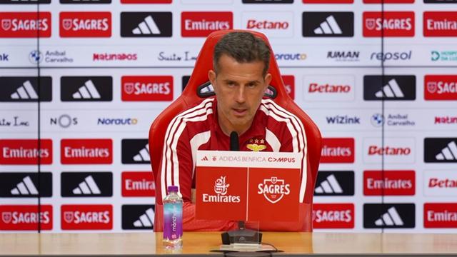 Marco Silva elogia Trubin e... Samuel Soares