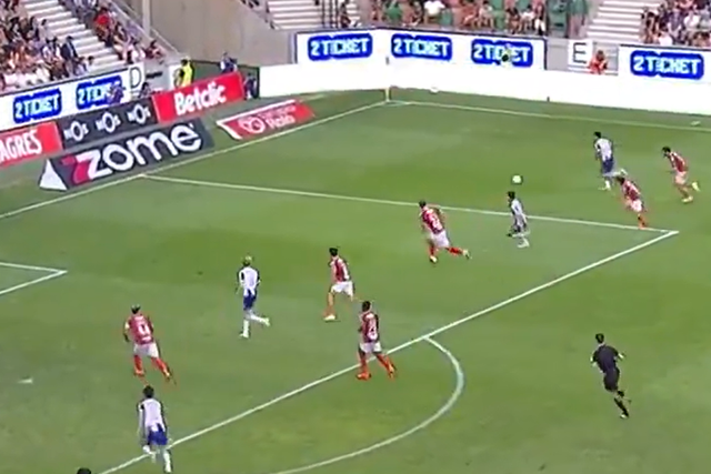 FC Porto reage: Froholdt no sítio certo para fazer o empate (vídeo)