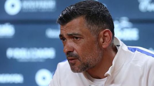 Sérgio Conceição repudia violência: «O que vi na AG deixa-me triste»