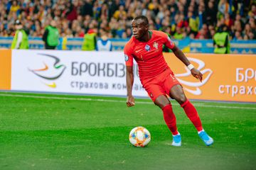 VÍDEO: a reação de Bruma ao regresso à Seleção, 4 anos depois