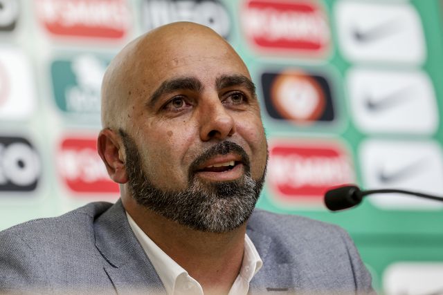 Emílio Peixe, vários anos depois de mudar do Sporting para o FC Porto (ainda jogaria no Benfica). FOTO PEDRO ROCHA/A BOLA