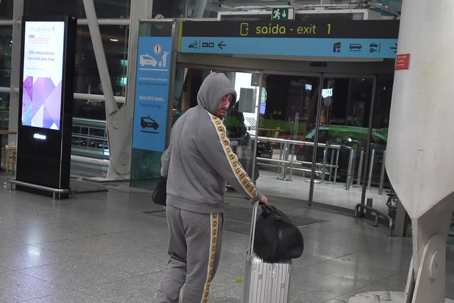 Benfica: Kokçu foi aos Países Baixos enquanto não se cura da lesão