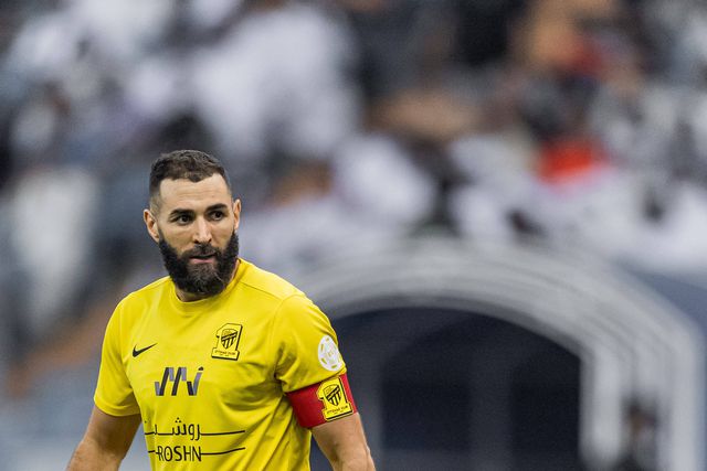 No primeiro jogo sem NES, Benzema faz hat-trick e dá a vitória ao Al-Ittihad sobre o Abha
