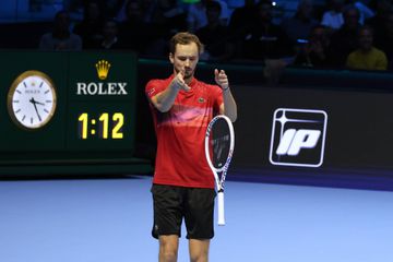 Vídeo: veja o 'espetáculo' de Daniil Medvedev na derrota frente a Fritz