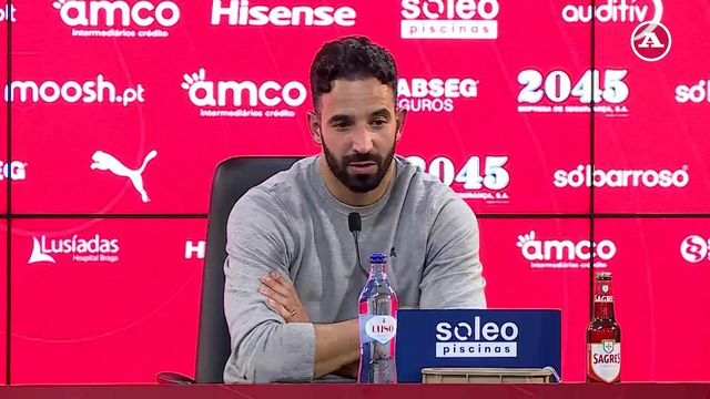 «O próximo treinador tem de vender a ideia dele, e nunca a do outro»