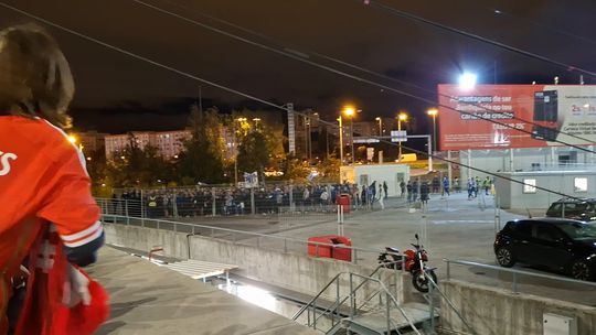 Ânimos aquecem entre adeptos de Benfica e FC Porto