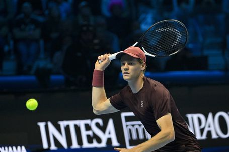 Sinner arranca ATP Finals com vitória