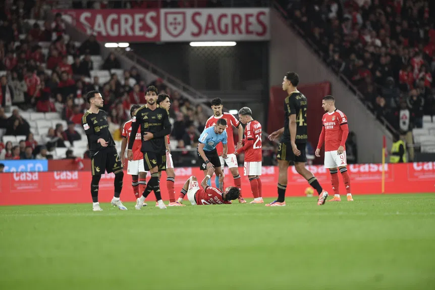 Benfica em CHOQUE: Vírus e lesão!