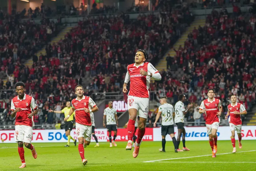 Zalazar endiabrado! Braga ajoelha aos seus pés