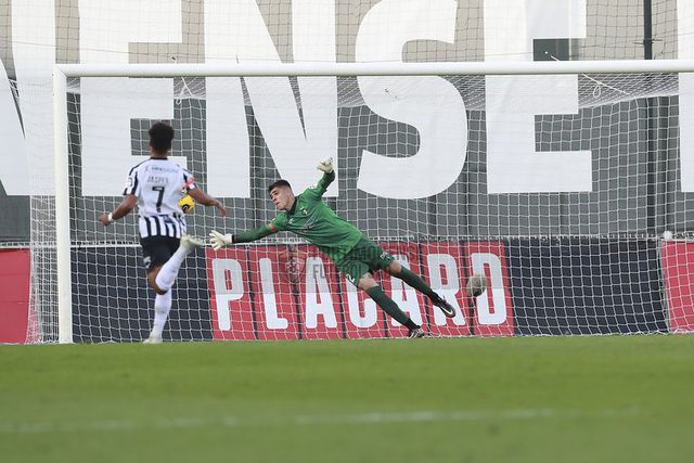 Portimonense: Vinícius, um ‘muro’ que tapou a baliza algarvia