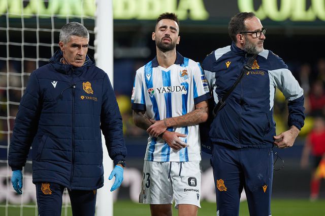 VÍDEO: Brais Méndez foi pontapeado por adversário e vai estar mês e meio de fora