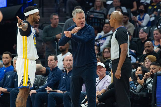 Vídeo: Steve Kerr queixou-se da música no pavilhão dos Suns e aconteceu isto