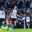 Fulham 'atropela' West Ham com Palhinha no local do 'crime'