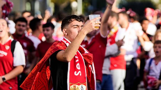 Adeptos do Sevilha vão poder marcar presença em Lens