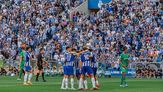 O que o FC Porto está obrigado a fazer frente ao Midtjylland