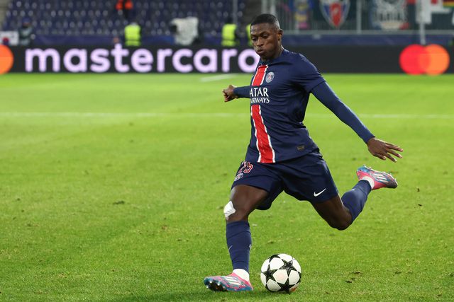 Luis Enrique e o papel de Nuno Mendes: «Não se pode ter os jogadores a fazer a mesma coisa»