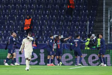 PSG regressa às vitórias à boleia de golos portugueses