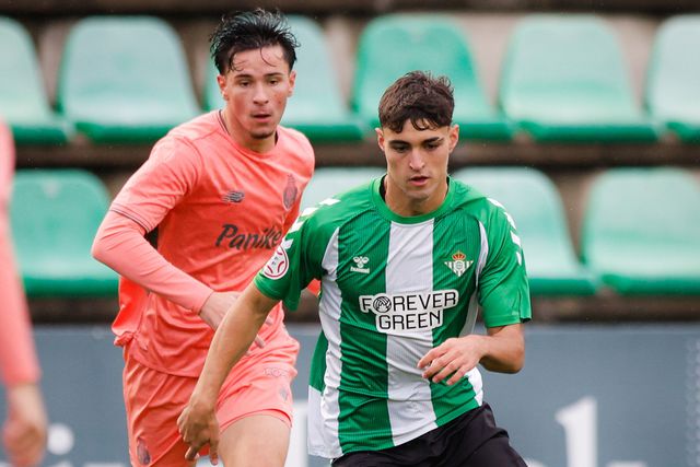 FC Porto perdeu 0-5 contra o Betis e foi eliminado da Youth League - Foto: Real Betis Cantera