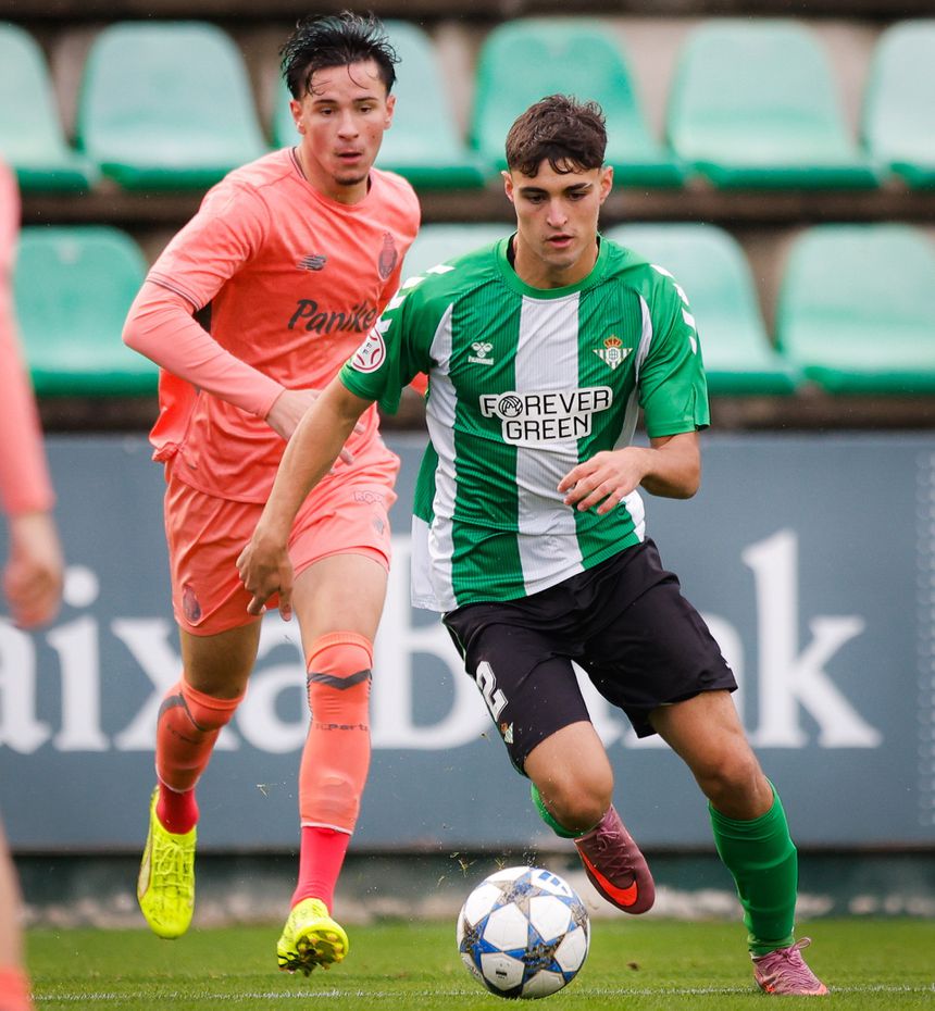 FC Porto perdeu 0-5 contra o Betis e foi eliminado da Youth League - Foto: Real Betis Cantera