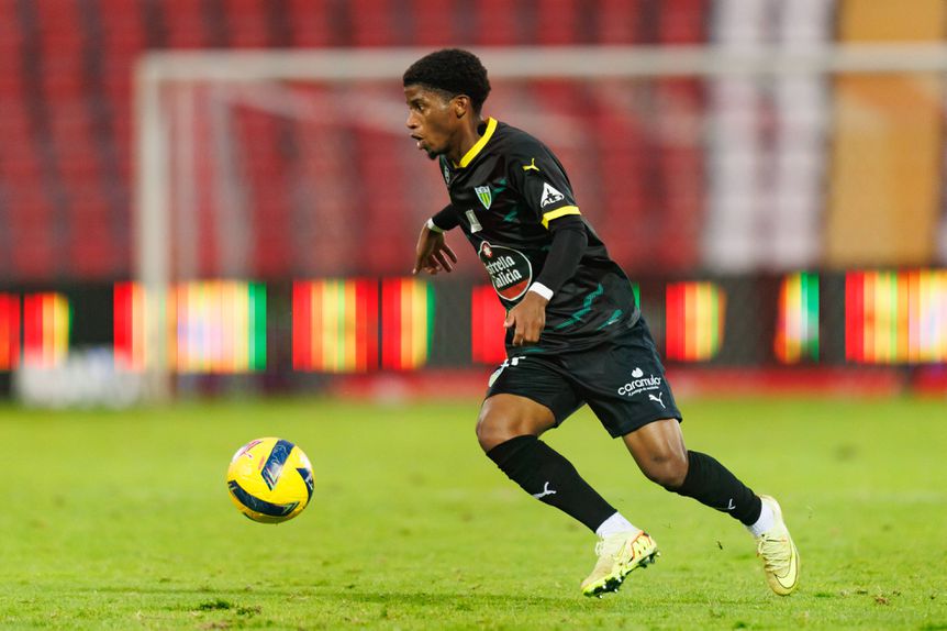 Rémy Vita, lateral-esquerdo do Tondela, foi convocado pelas Ilhas Comores