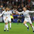 Gareth Bale a festejar golo no Real Madrid, com Cristiano Ronaldo ao lado