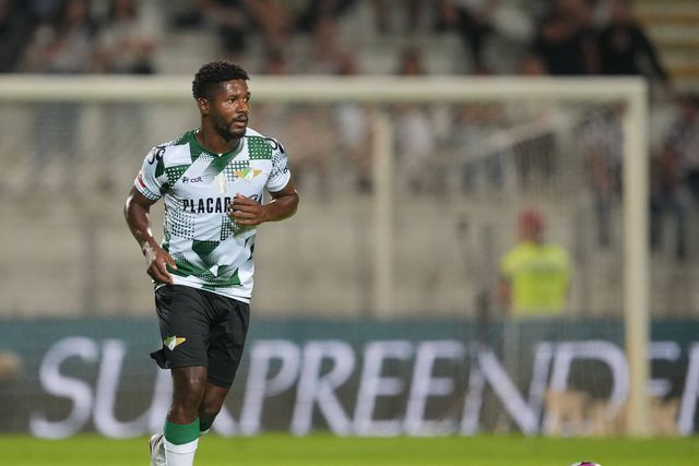 Fabiano Souza está emprestado pelo Moreirense ao Ceará