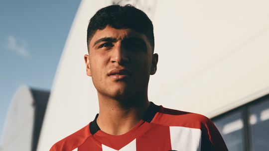 Mercado (oficial): Brentford anuncia jovem promessa do futebol turco