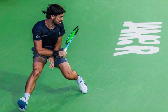 João Sousa eliminado nos 'quartos' e Gastão Elias está nas 'meias'