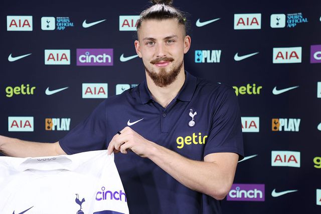 Mercado (oficial): Radu Dragusin é reforço do Tottenham