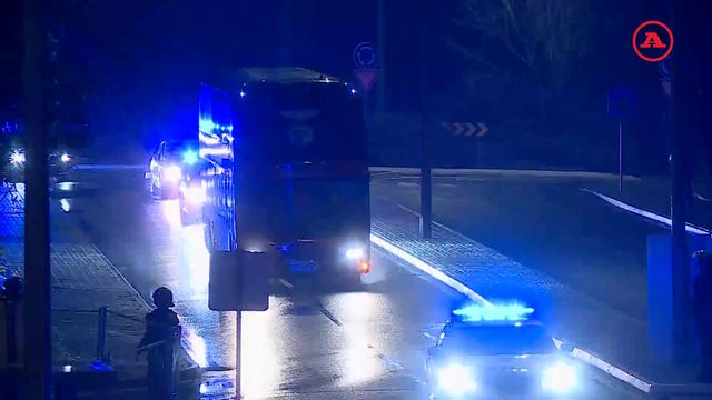 Autocarro do Benfica já chegou ao estádio