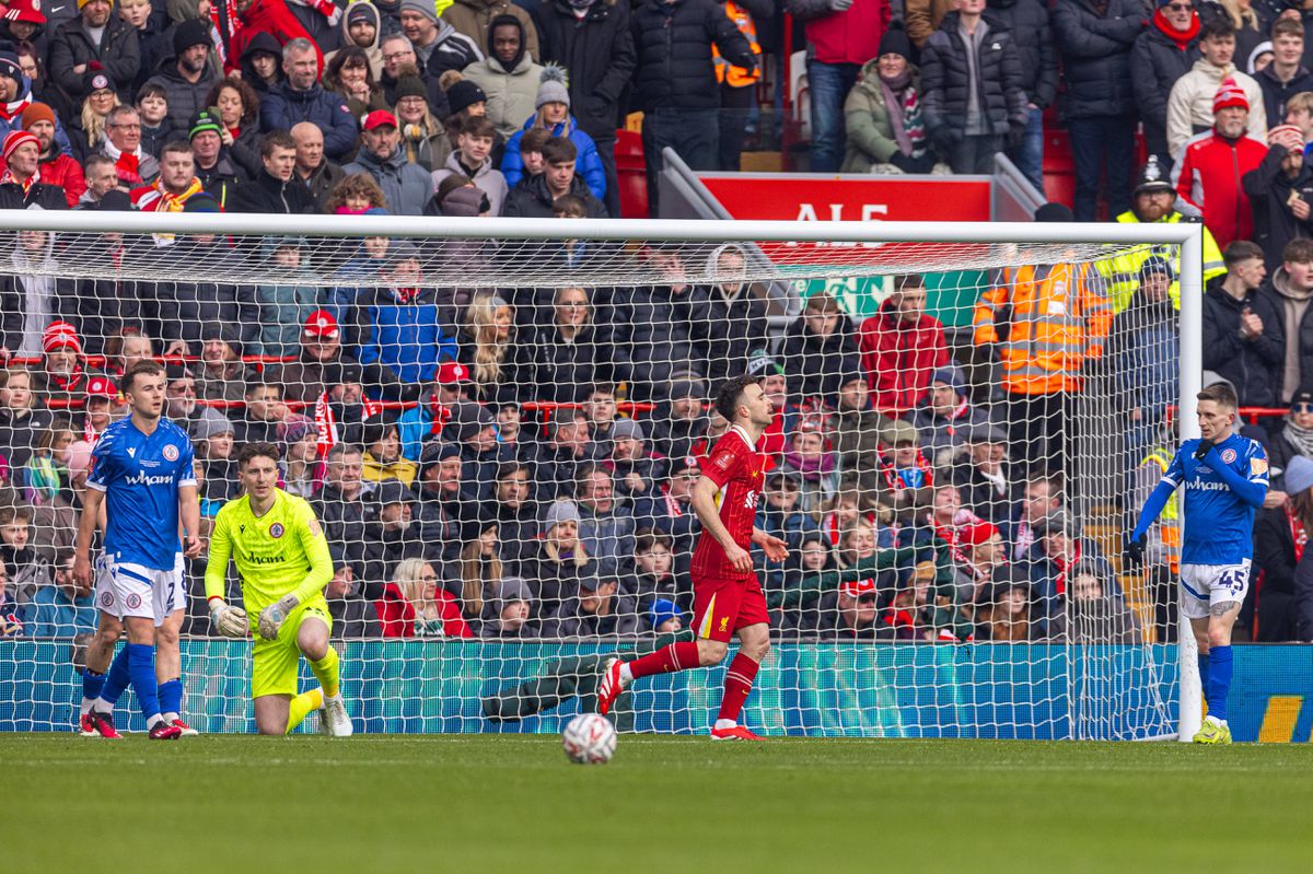 FA Cup: selo português nas vitórias de Liverpool e Wolves