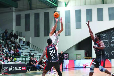 Águias secaram Vasco da Gama 6 minutos