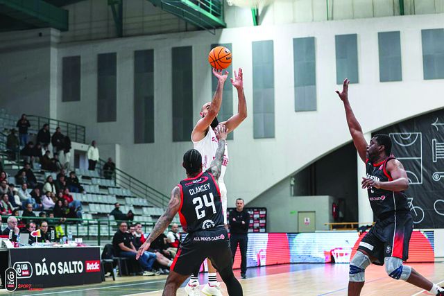 Águias secaram Vasco da Gama 6 minutos