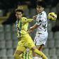 Hugo Félix e Afonso Assis no Moreirense-Tondela da 16.ª jornada da Liga - foto: MANUEL FERNANDO ARAÚJO/LUSA