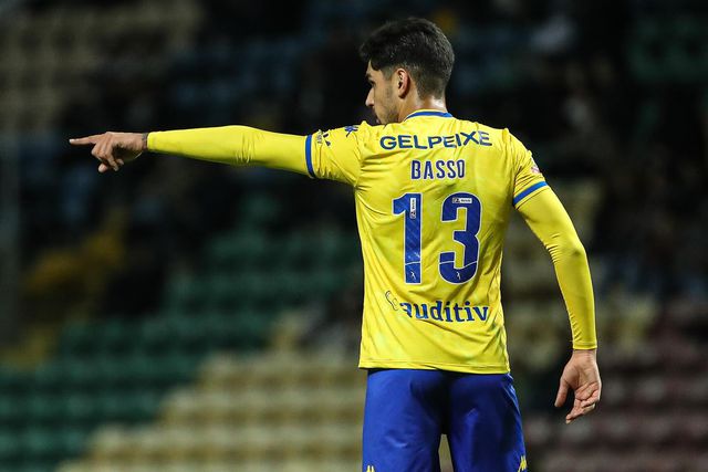 Estoril: Basso estreou-se e ‘pôs ordem na casa’