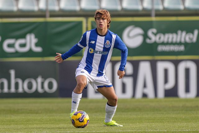 FC Porto: mercado poderá 'ajudar' Rodrigo Mora