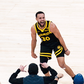 Incrível: Curry dá vitória aos Warriors com triplo em cima da buzina (vídeo)