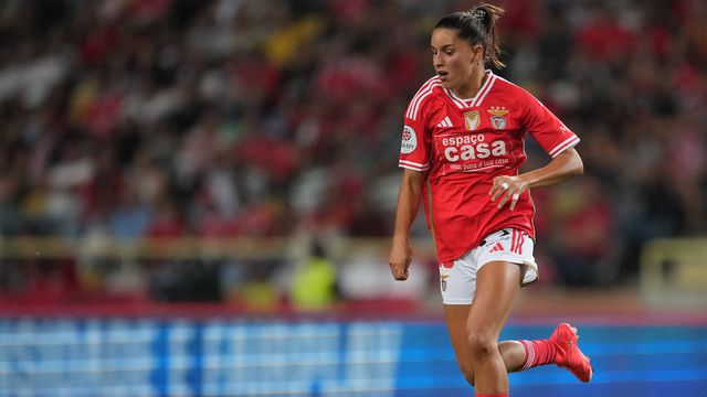 Kika Nazareth a jogar pelo Benfica