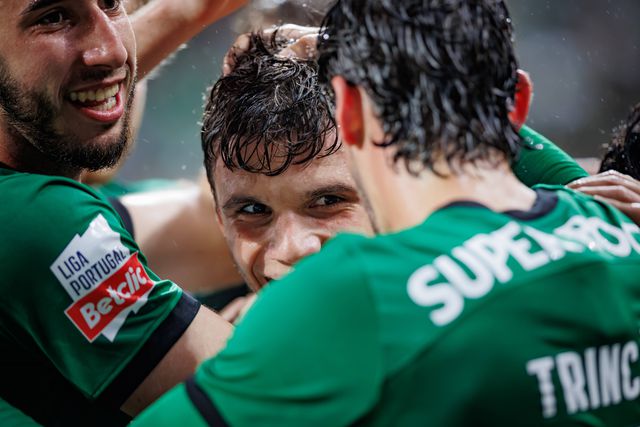 «É o jogador da moda em Portugal»: espanhóis rendidos a defesa do Sporting