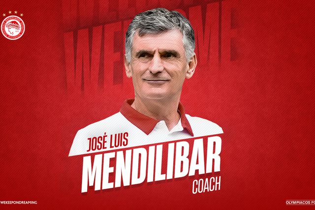 Olympiakos oficializa sucessor de Carlos Carvalhal