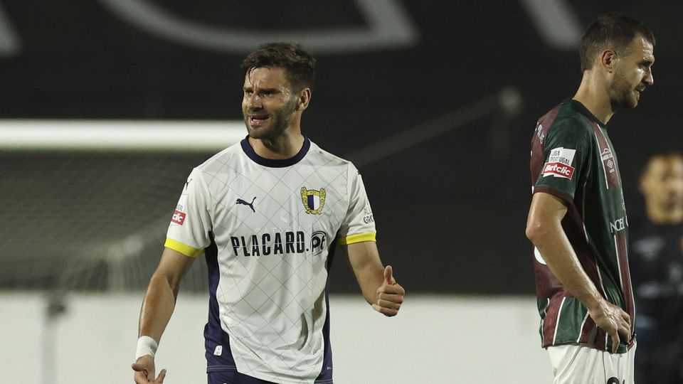 Mario González não se afirmou em Famalicão e está a um passo de rumar aos polacos do Lech Poznan