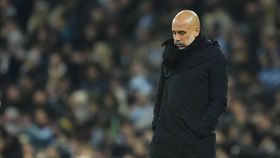 Guardiola: «Muitos erros? Não consigo encontrar a solução...» 