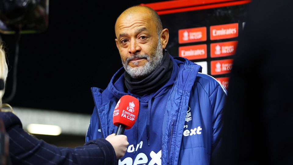 Nuno Espírito Santo a ser entrevistado no final da partida da FA Cup