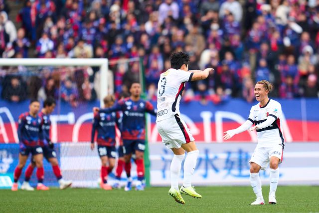 Jogo entre o FC Tokyo e os Kashima Antlers na liga japonesa