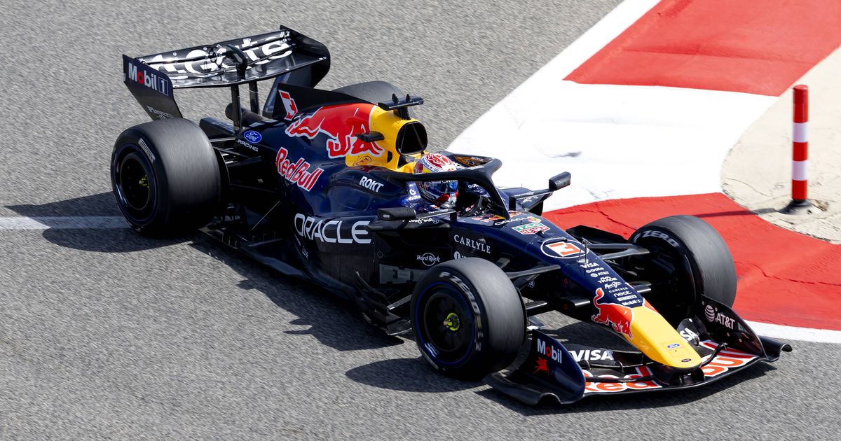 Max Verstappen dita o ritmo no Bahrein